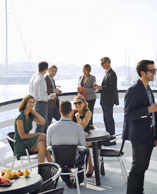 Tìm hiểu về Du lịch MICE: xu hướng du lịch MỚI ngày càng “hot” Du lịch MICE là sự kết hợp giữa du lịch và hội nghị, hội thảo, sự kiện, triển lãm