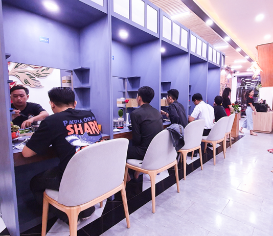 Note ngay 2 tiệm lẩu thoát ế giữa Sài Gòn cho dịp Valentine