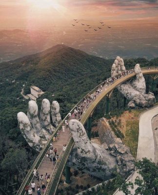 Cầu phun lửa và những cây cầu ấn tượng du khách ở Việt Nam