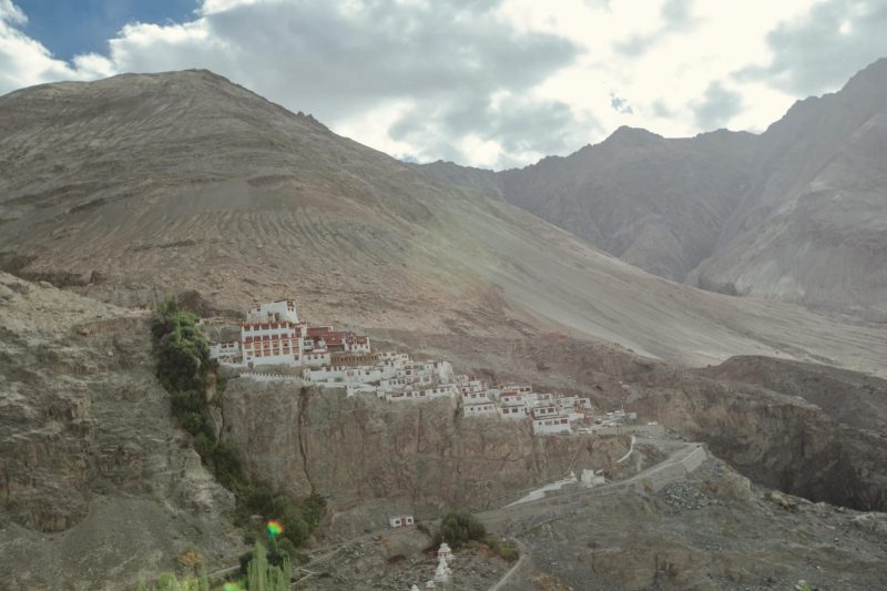Nhiều tu viện cổ hàng trăm tuổi và Phật giáo ở Ladakh