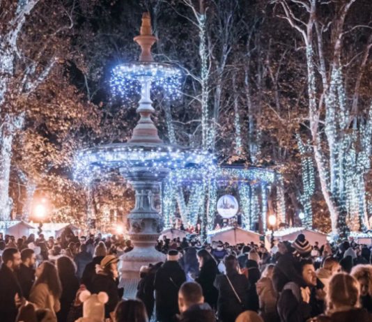 Oanh tạc 7 khu chợ giáng sinh ở châu Âu rực rỡ sắc màu có thể bạn chưa biết