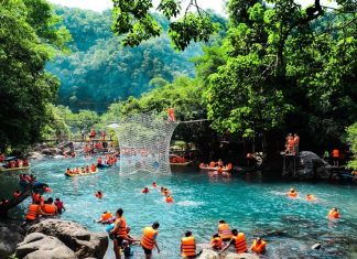 Phong Nha - Kẻ Bàng có đa dạng điểm du lịch dành cho du khách. Ảnh: Chay Lap Farmstay.