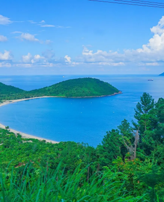 Vé máy bay đi Đà Nẵng: Tận hưởng hành trình thú vị đến thành phố biển xinh đẹp