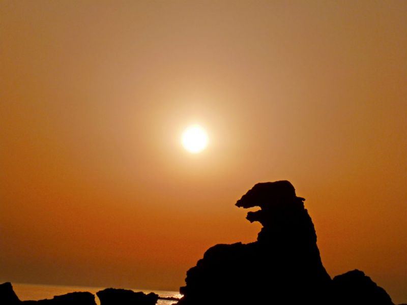 Độc lạ hòn đá hình Godzilla : Tại tỉnh Akita Nhật Bản