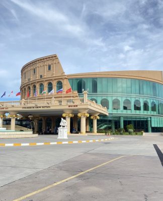 Trải nghiệm show ca nhạc và đi chợ tại Pattaya Trải nghiệm show ca nhạc và đi chợ tại Pattaya