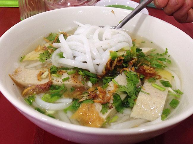 Đường Ngô Gia Tự – Thế giới bánh canh chả cá