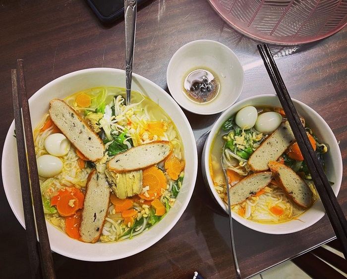 Đường Yersin – Phố bún cá dầm và bún sứa