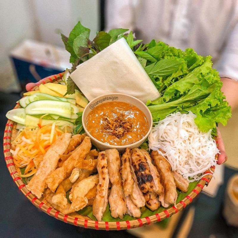 Đường Lê Lợi – Thiên đường nem nướng Nha Trang