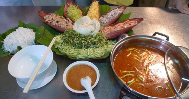 Trải nghiệm độc đáo với Lẩu Thả – Món ăn tinh túy của ẩm thực Phan Thiết